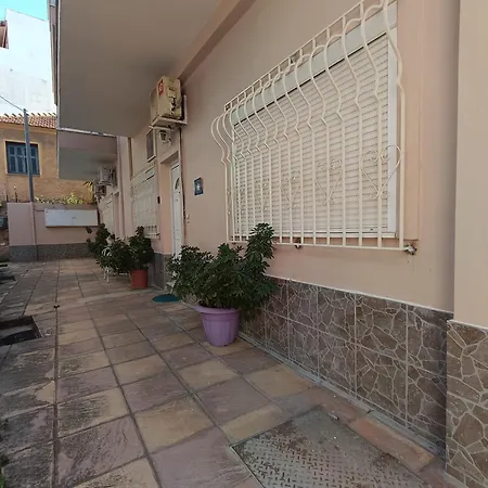 Cozy In The Center Of Aighion Achaia - Ground Floor - ισόγειο στουντιο Apartamento