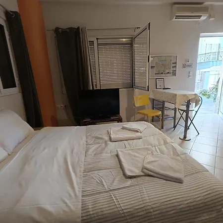 Apartment Cozy In The Center Of Aighion Achaia - Ground Floor - ισόγειο στουντιο