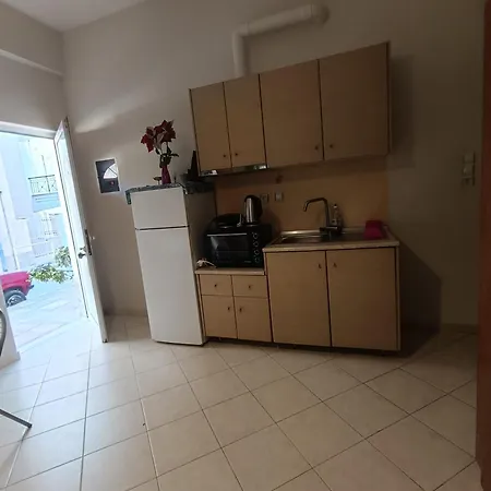 Cozy In The Center Of Aighion Achaia - Ground Floor - ισόγειο στουντιο Aigio